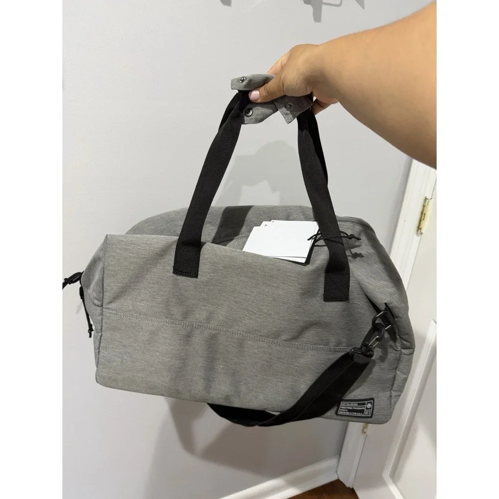 Hex Gray Charcoal‎ Aspect Duffel Bag NWT Weekender Travel Bag Overnight
